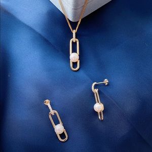 Pearl necklace and earrings